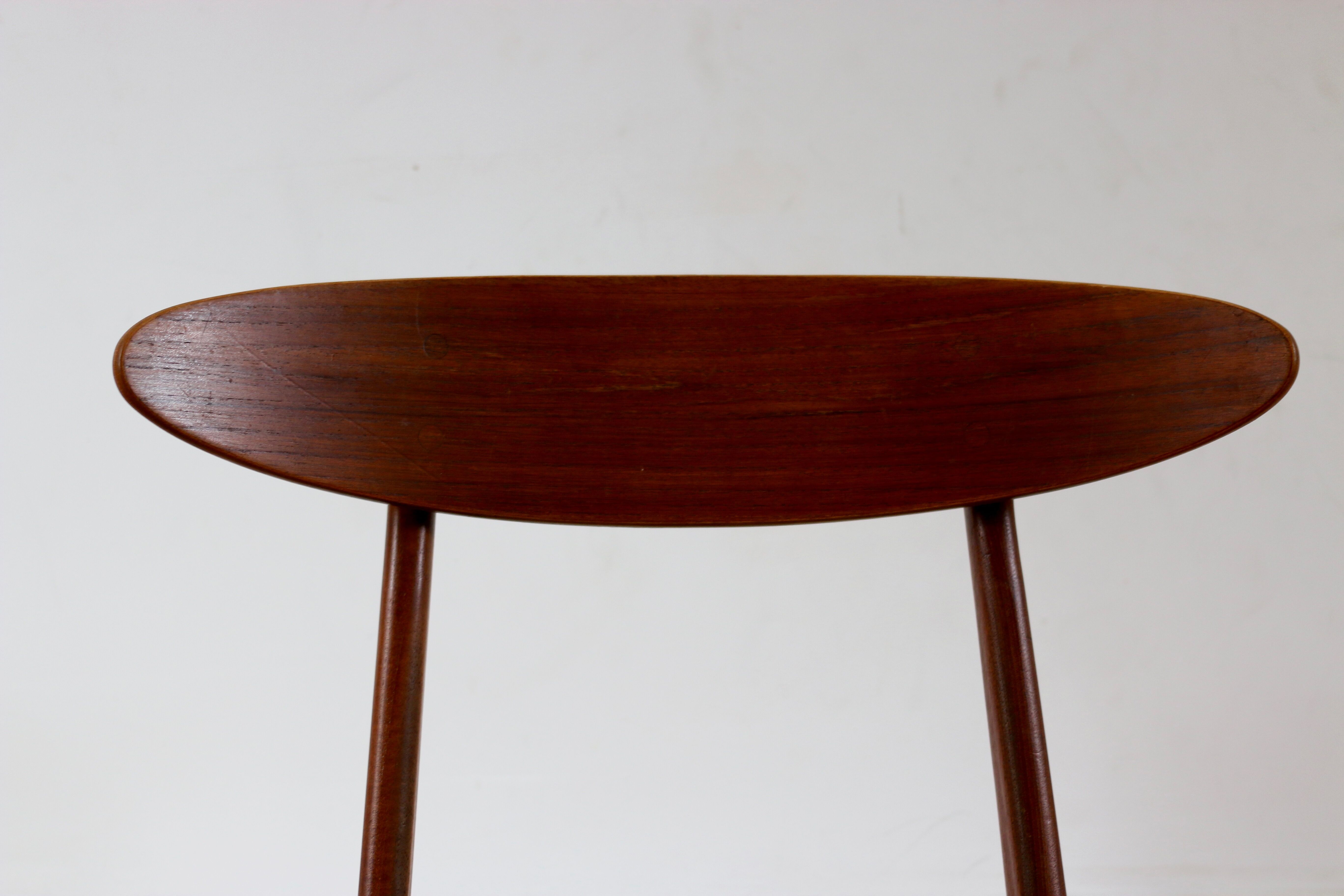 Paire de chaises scandinaves en teck années 60