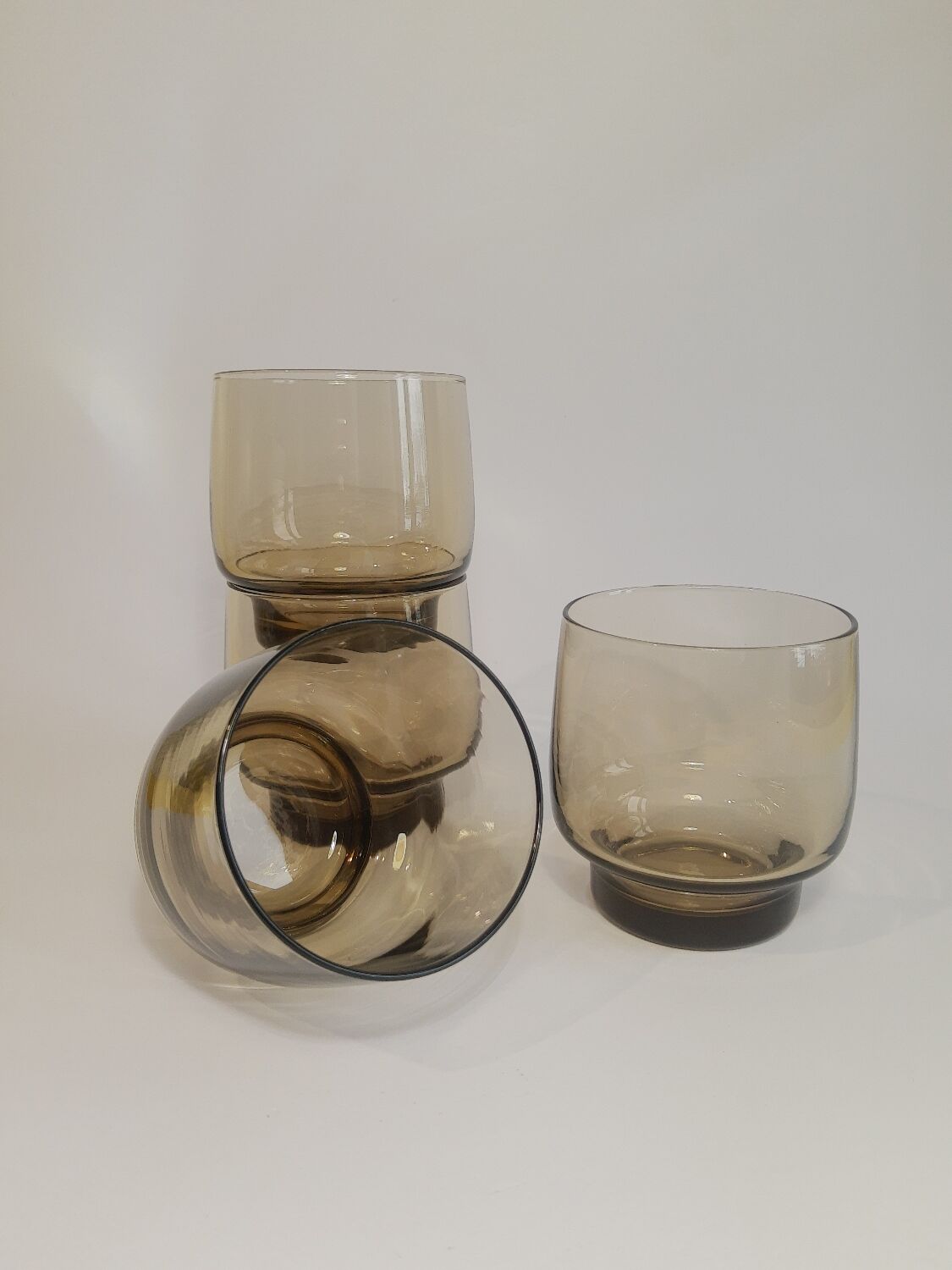 Set of 4 vintage 70s smoked glass water glasses