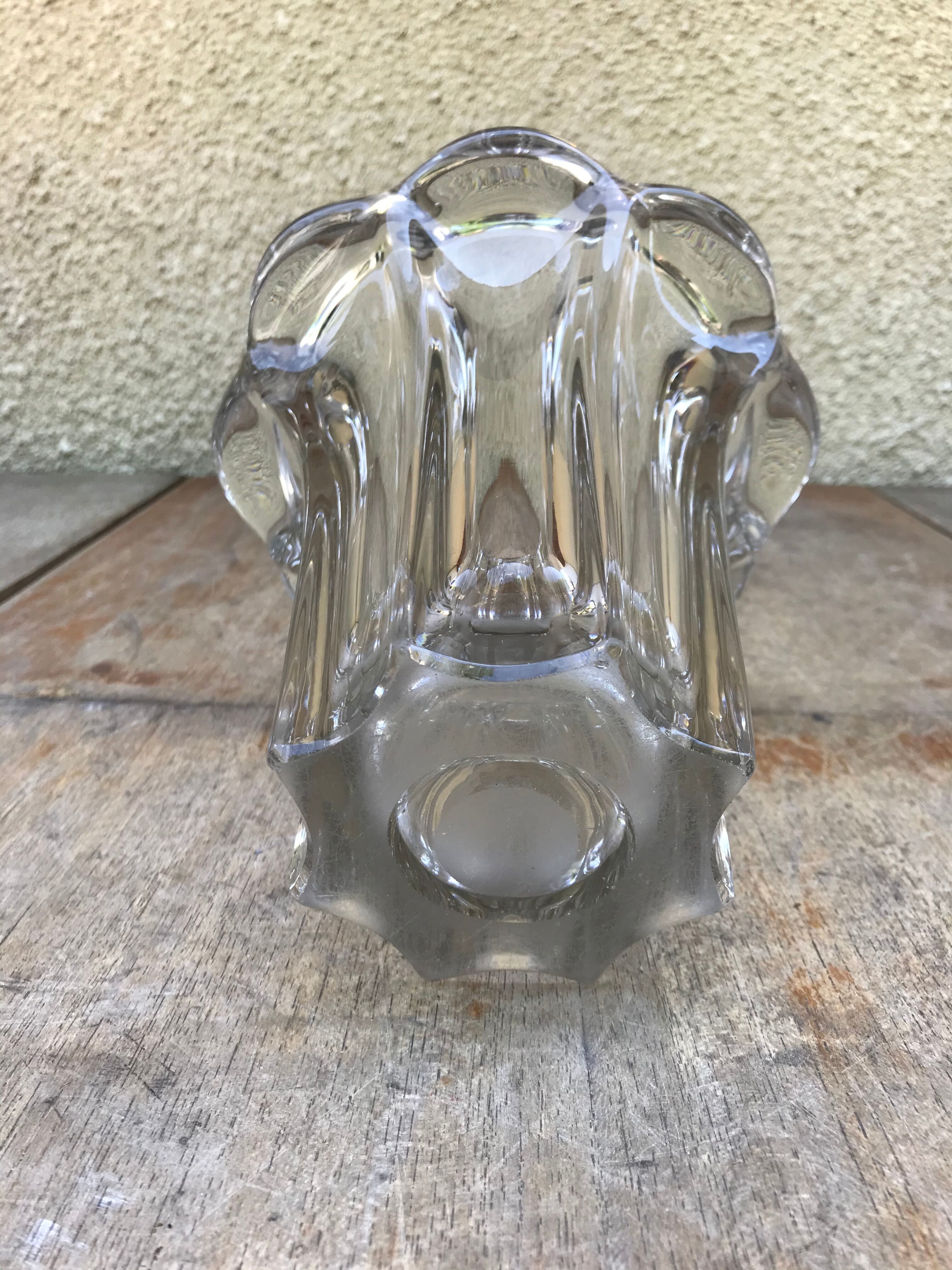 Old vase moulded glass shape flowers 70s vintage