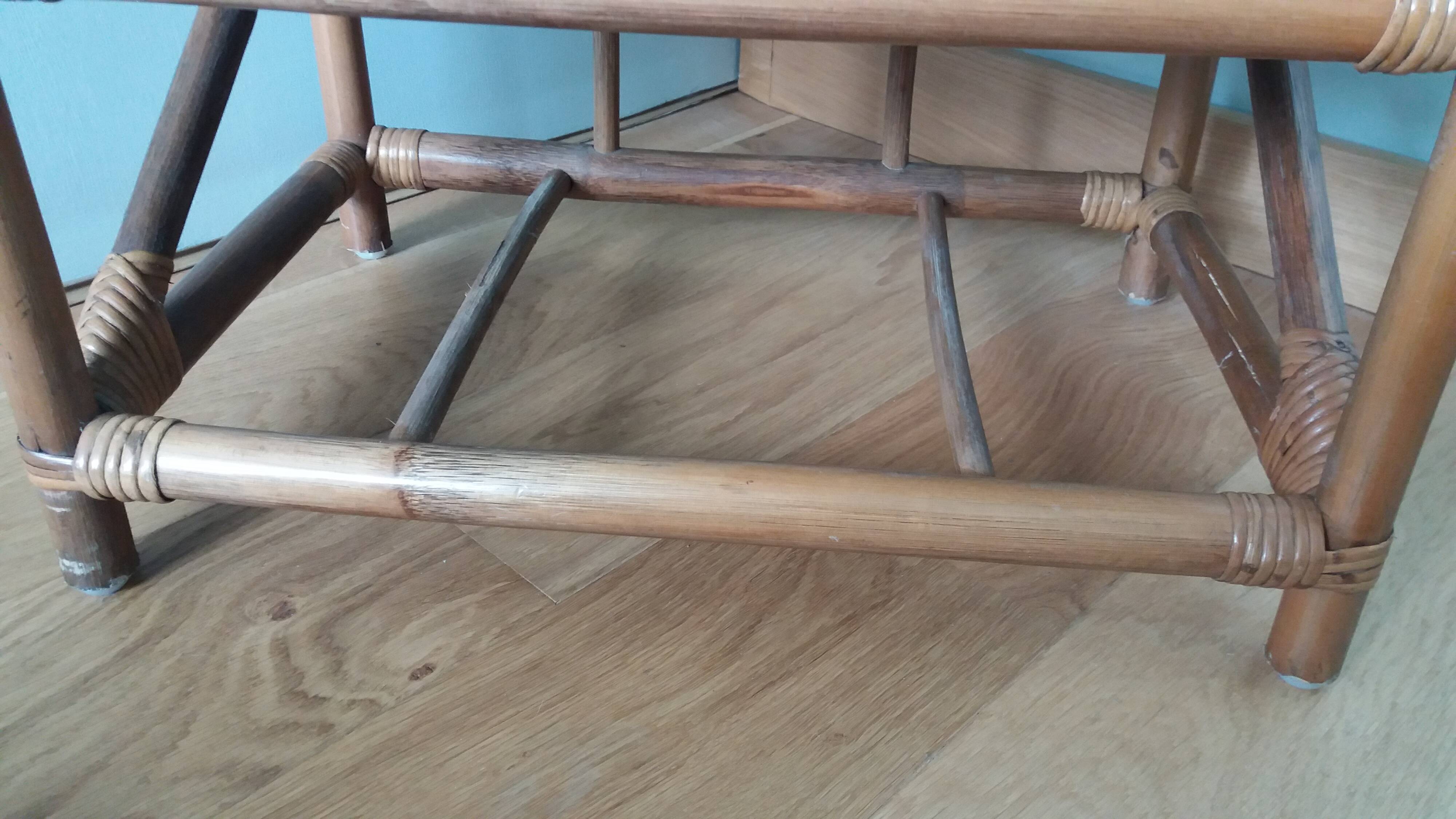 Commode chiffonnier en rotin et osier