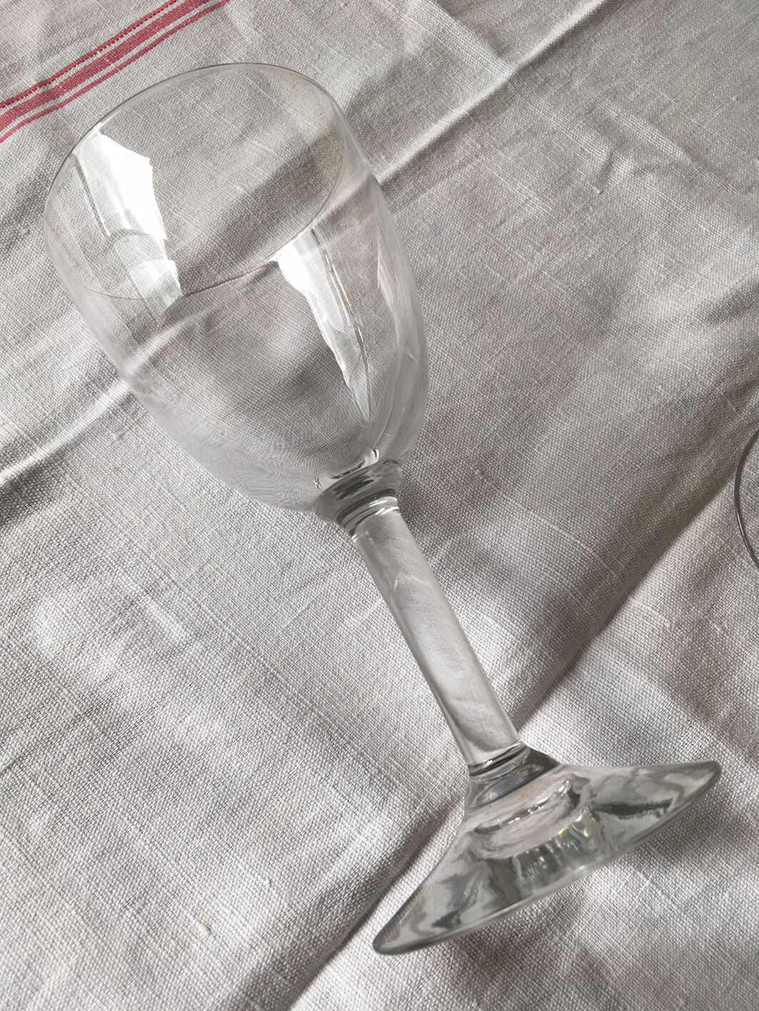 Verrea vin verre a pied