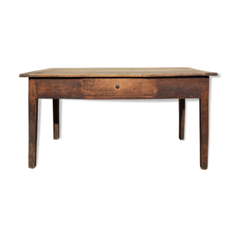 Farm table