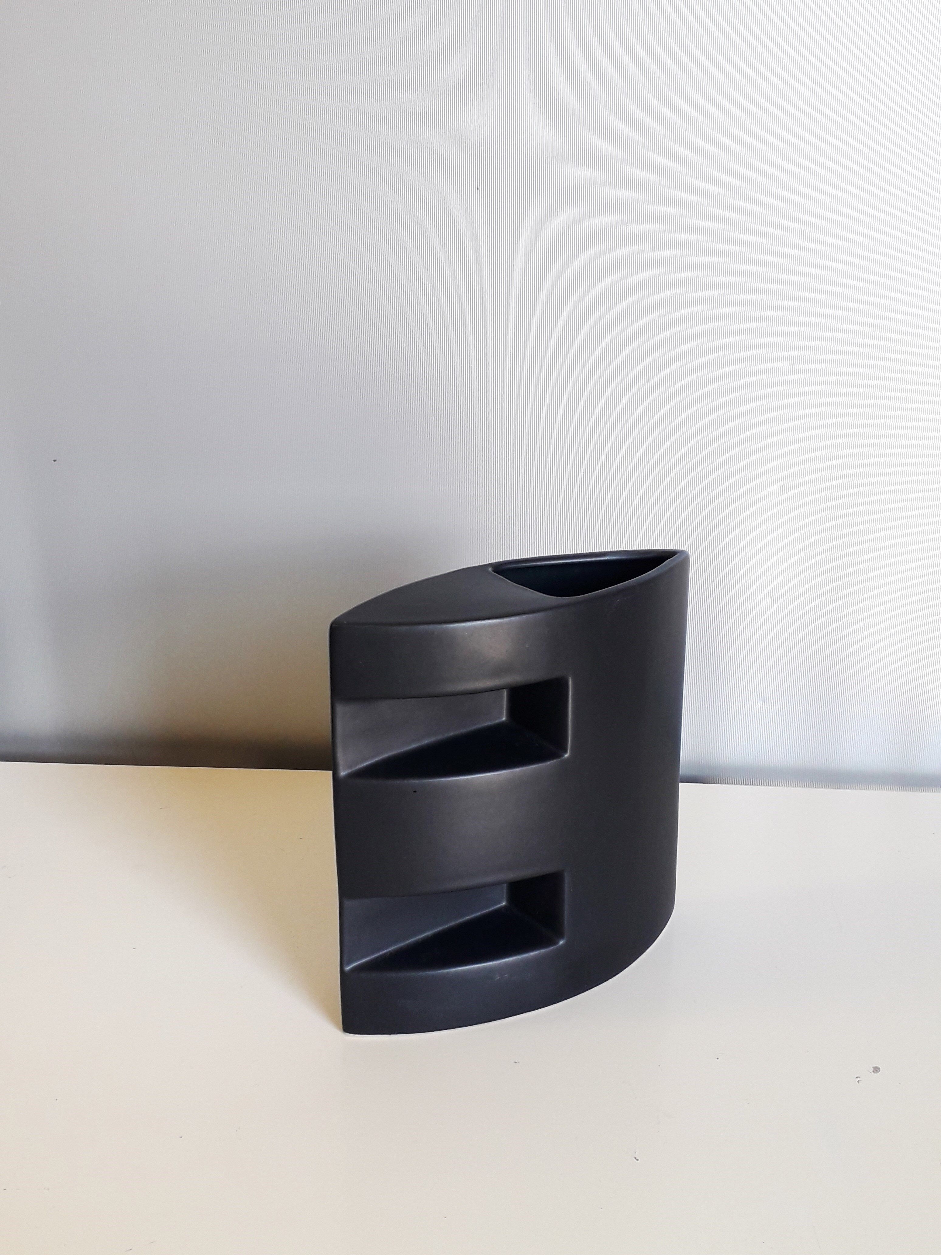 Black ceramic modernist vase - 1980