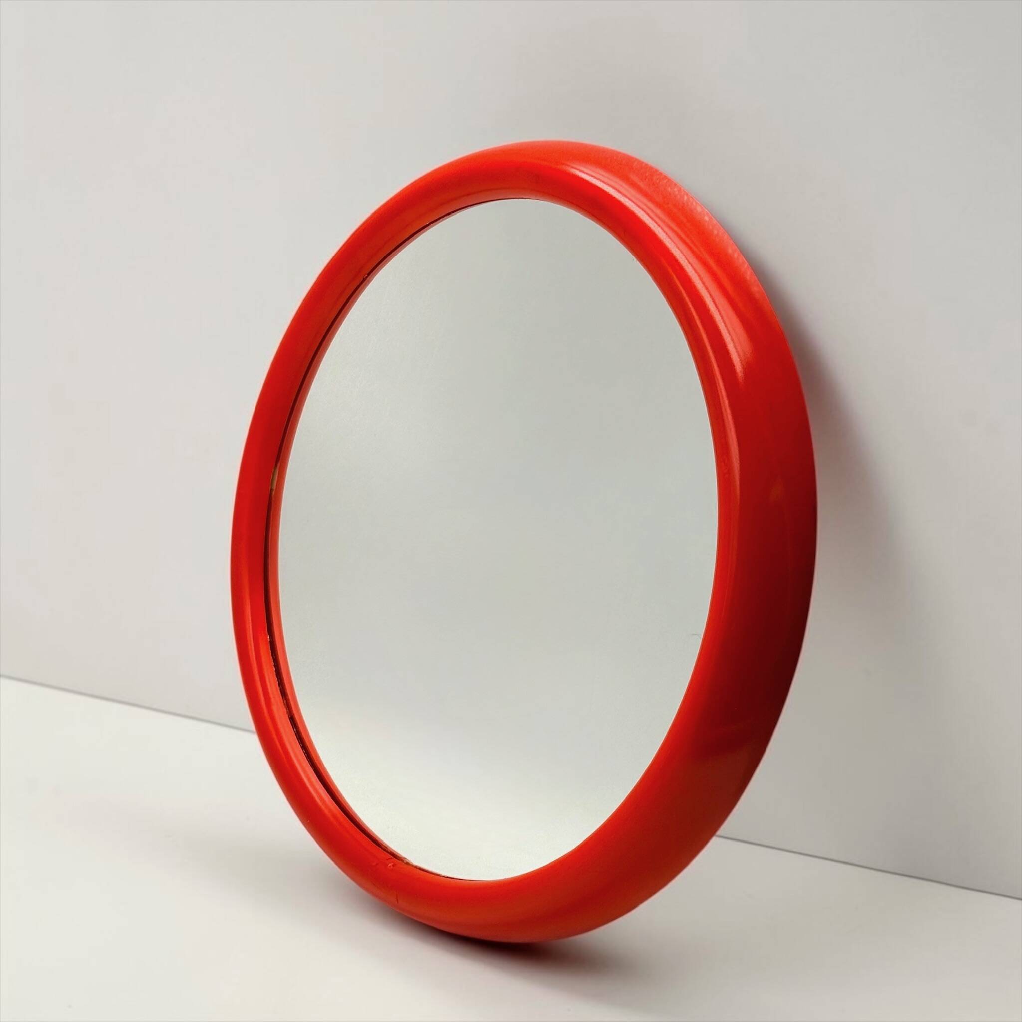 Miroir rond Mirage Arnaldo Radaelli orange années 70