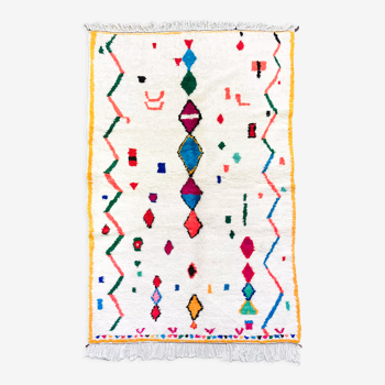 Tapis berbère marocain azilal écru à petits motifs multicolores 247x148cm
