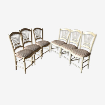 Lot de 6 chaises en hêtre massif motif gerbe.