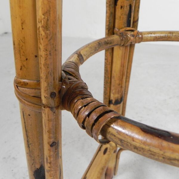 Tabouret de bar en bambou avec assise en simili-cuir imprimé vache, années 1950