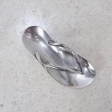 Aluminum pocket emptier flip flop