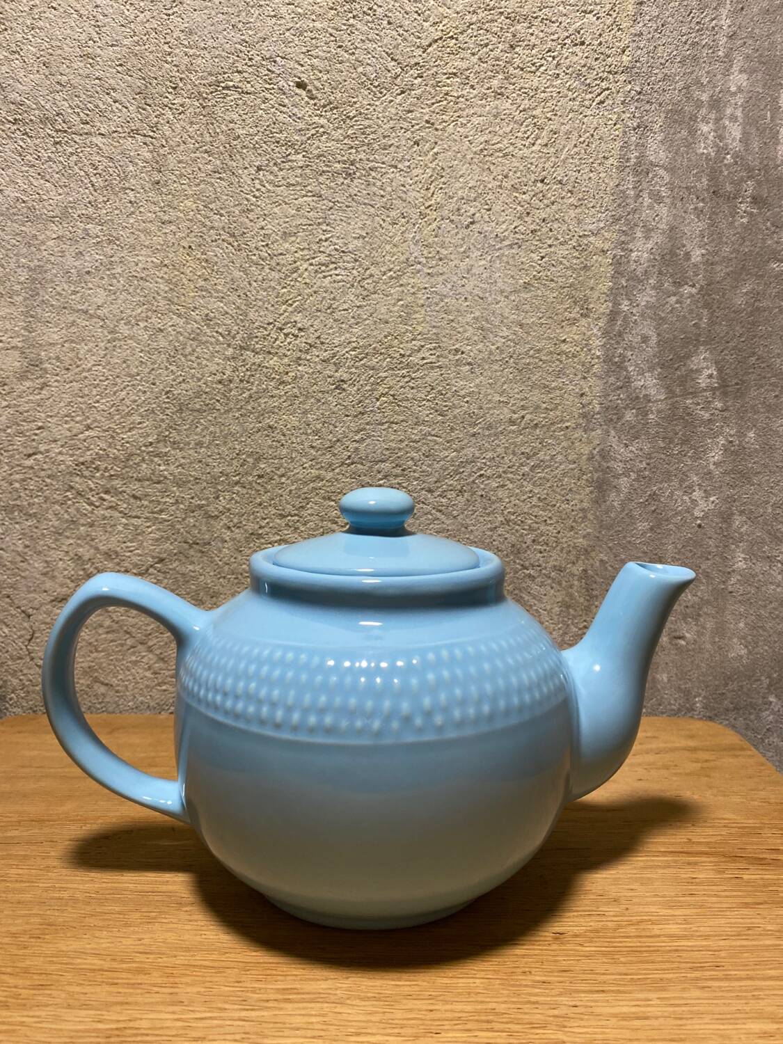 Blue teapot