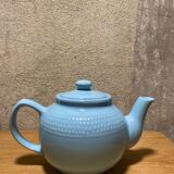 Blue teapot