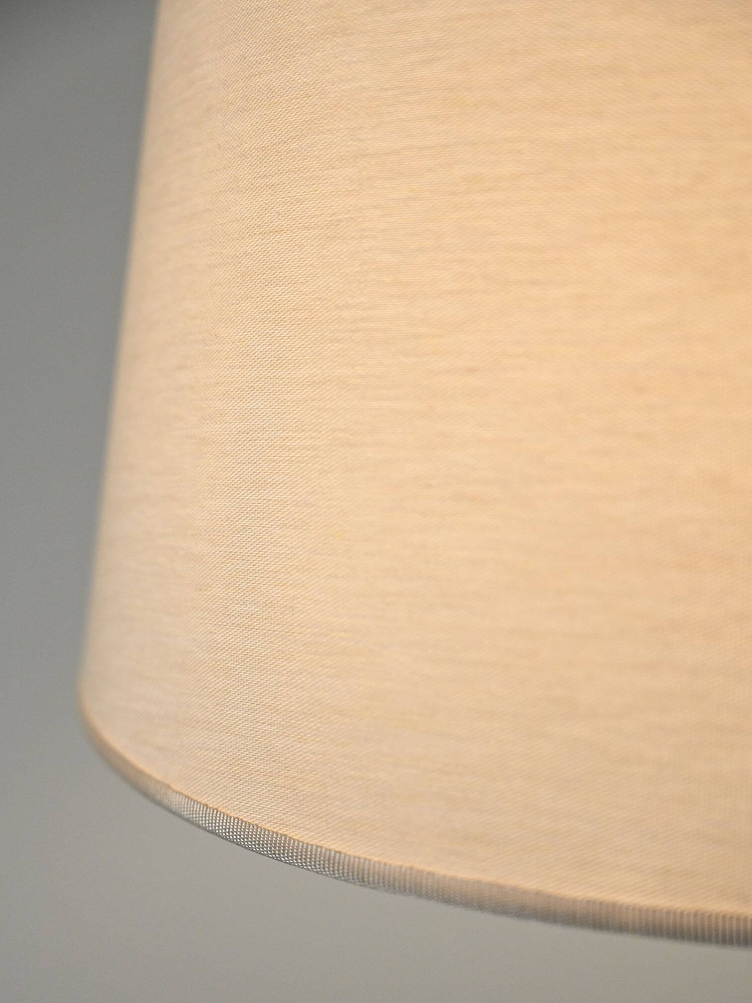 Lampadaire trépied laqué blanc, années 50/60