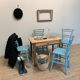Chaises bleues
