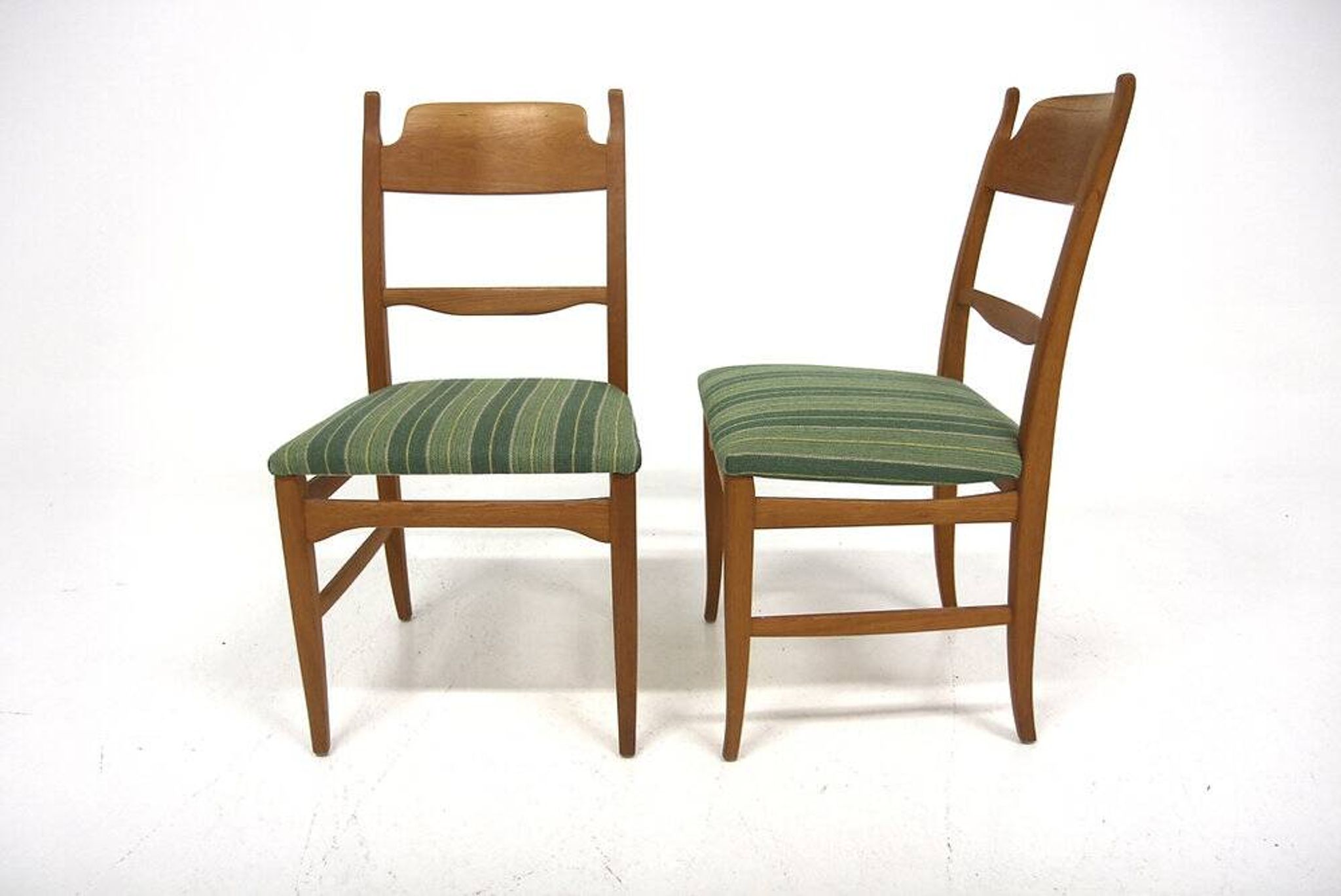Set of 2 "Calmare Nyckel" chairs, Carl Malmsten, Sweden, 1960.