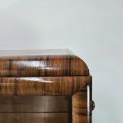 French Art Decò display cabinet from the 1940s in walnut