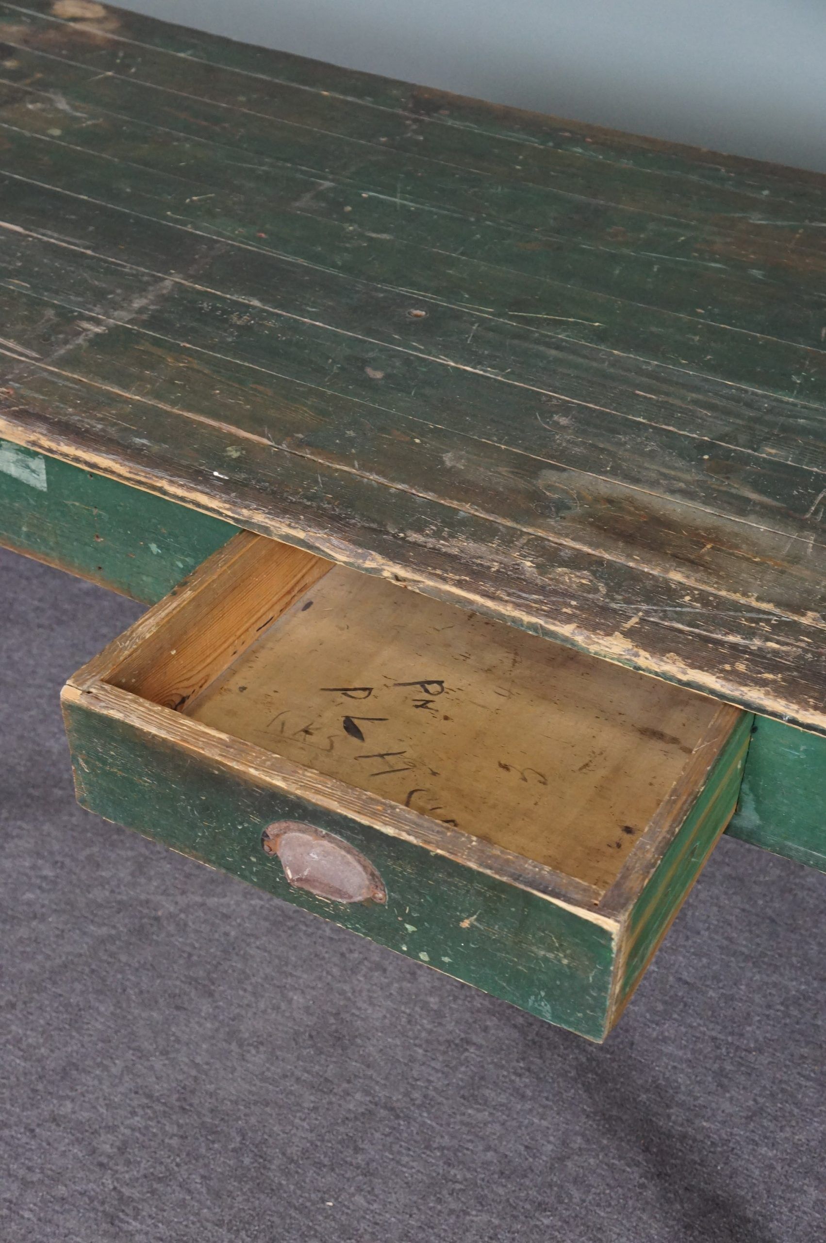 Farm dining table in pastry French green pine