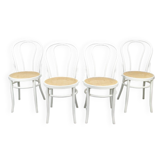 No. 18 White Chairs by Michael Thonet, Set of 4