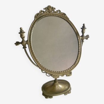 Oval dressing table mirror in brass / bronze to pose classic