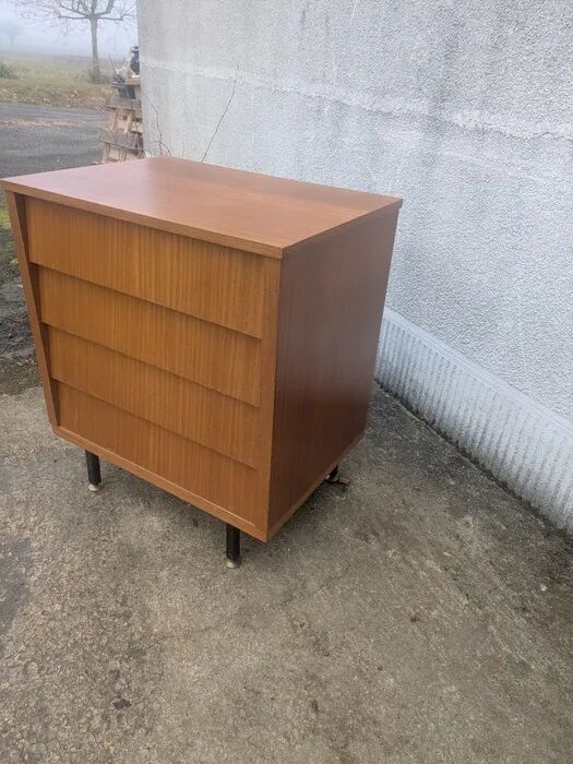 Vintage chest of drawers
