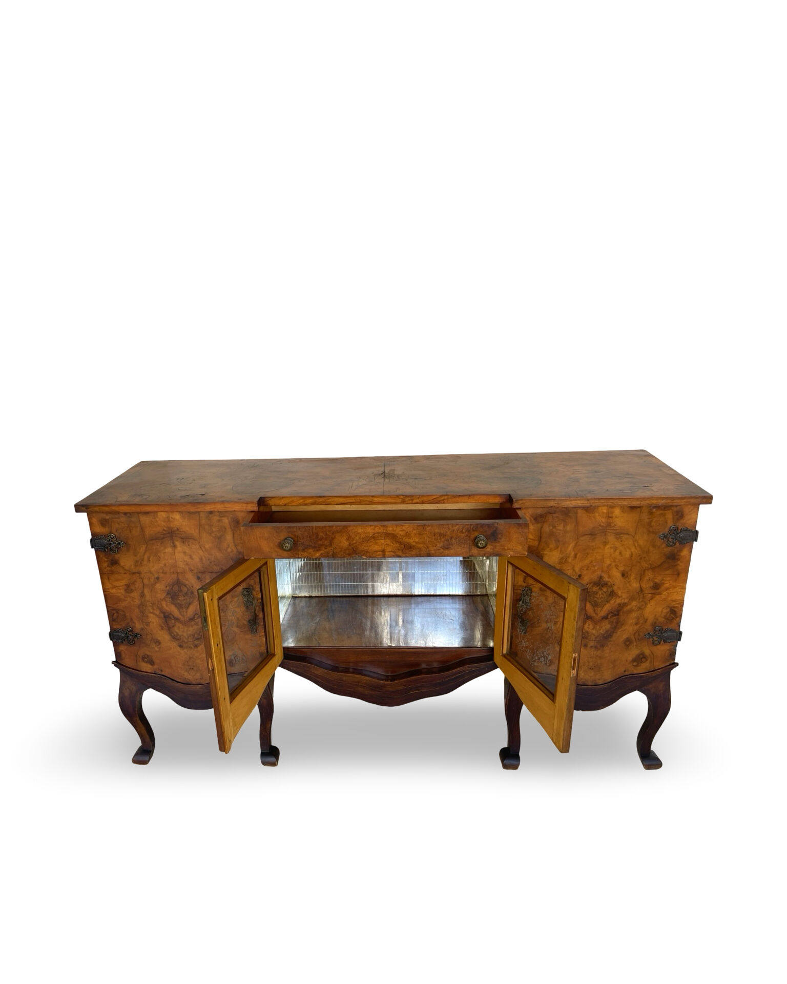 Buffet en noyer burr italien, années 1930.