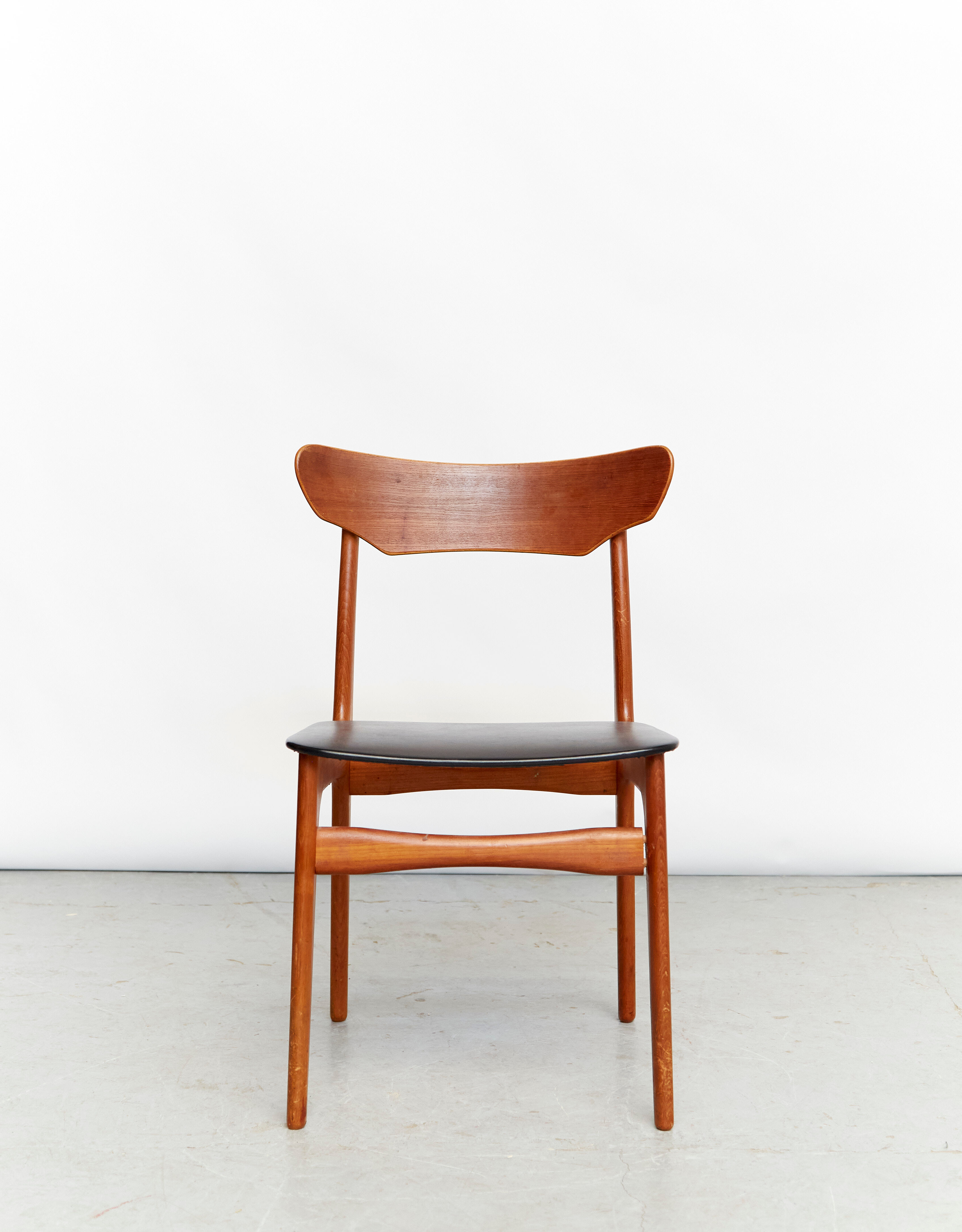 Schienning & Elgaard dining chairs for Randers