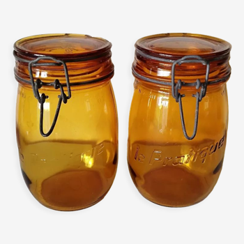 Duo of amber jars