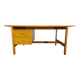 Bureau d'écriture en chêne ge125 de hans j. wegner pour getama, danemark