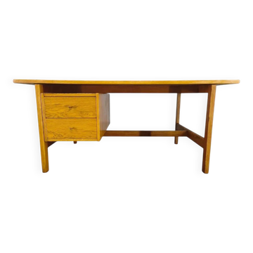 Bureau d'écriture en chêne ge125 de hans j. wegner pour getama, danemark