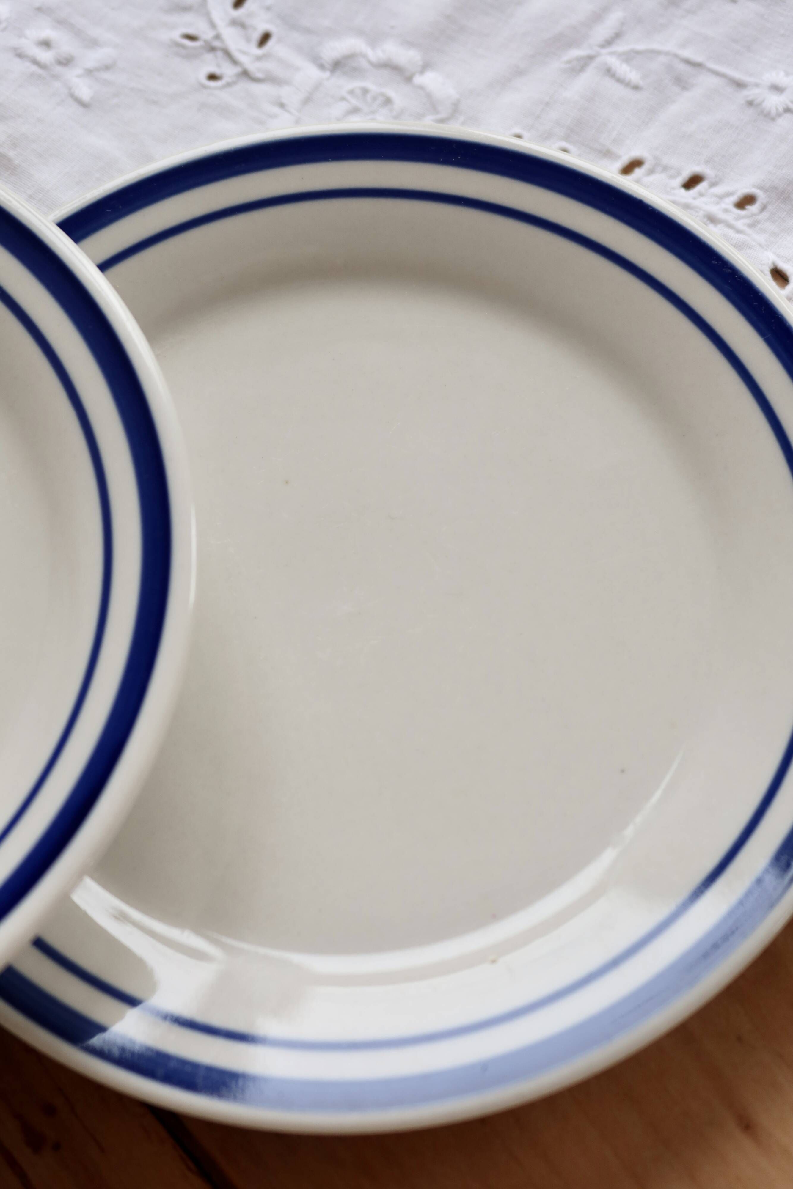 4 vintage dessert plates earthenware – double blue border bistro style