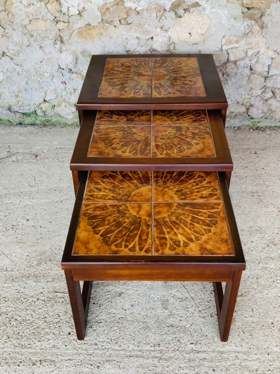 Tables gigognes en teck et céramique, scandinave , années 60