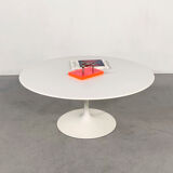 Tulip coffee table by Eero Saarinen for Knoll, 1960