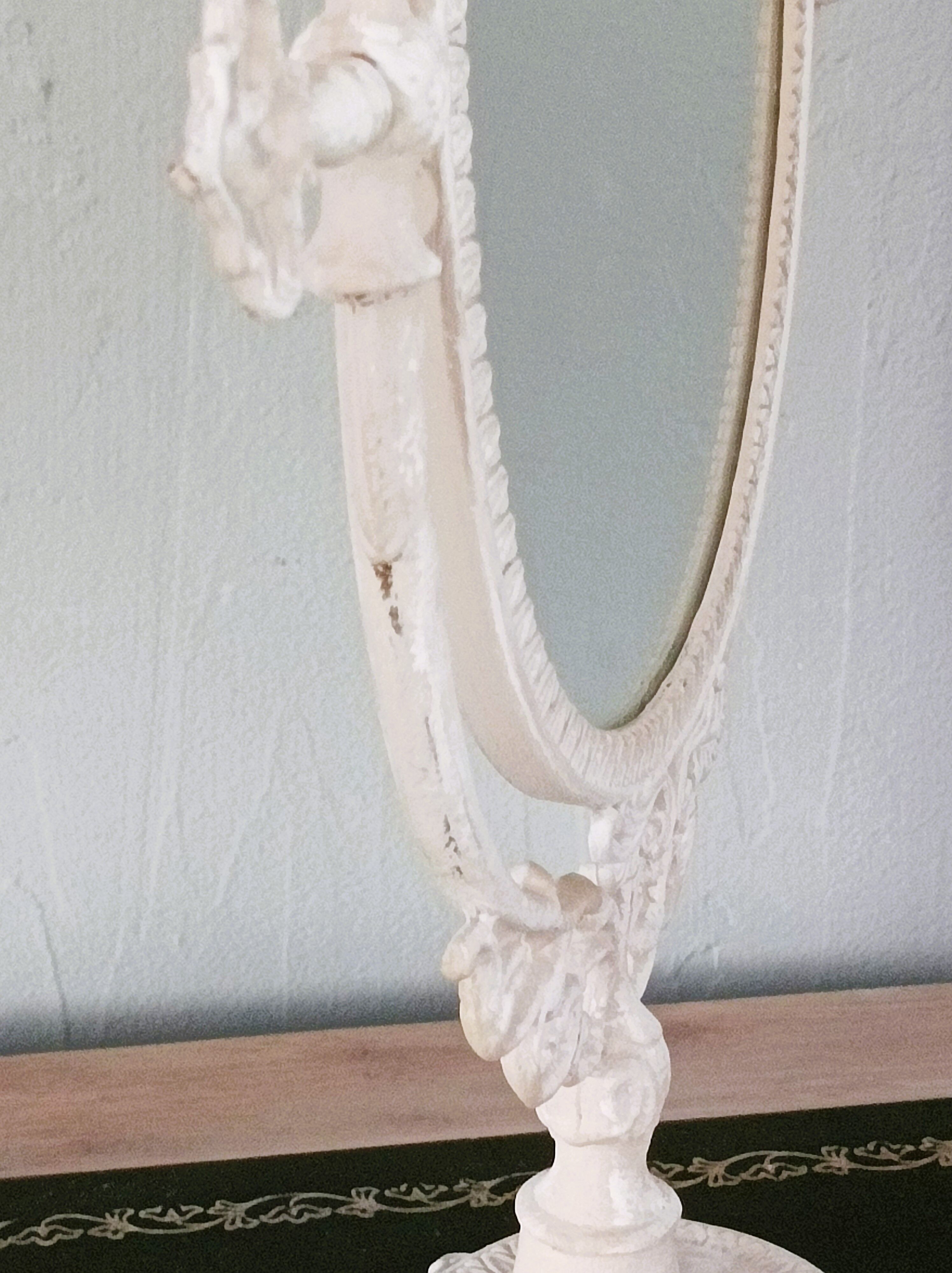 White table psyche mirror