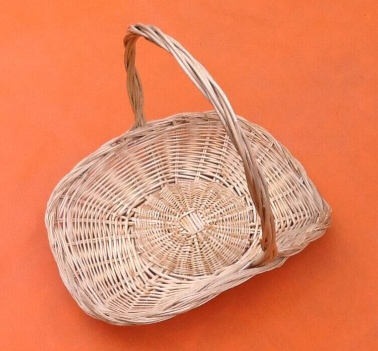 Butterfly basket centerpiece fruit / vegetable basket woven wicker