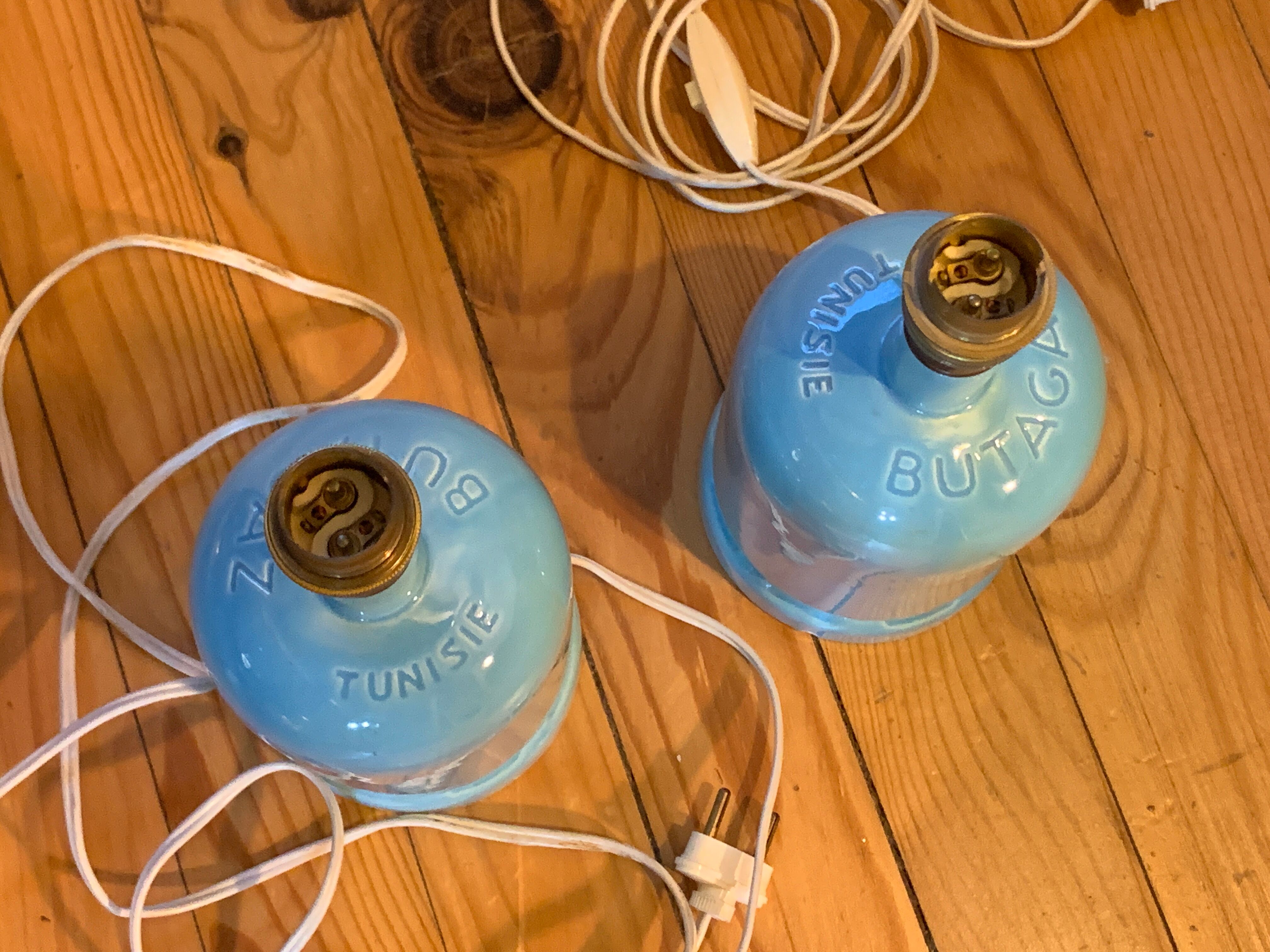 Pair of lamp bases, old ceramic gas bottle