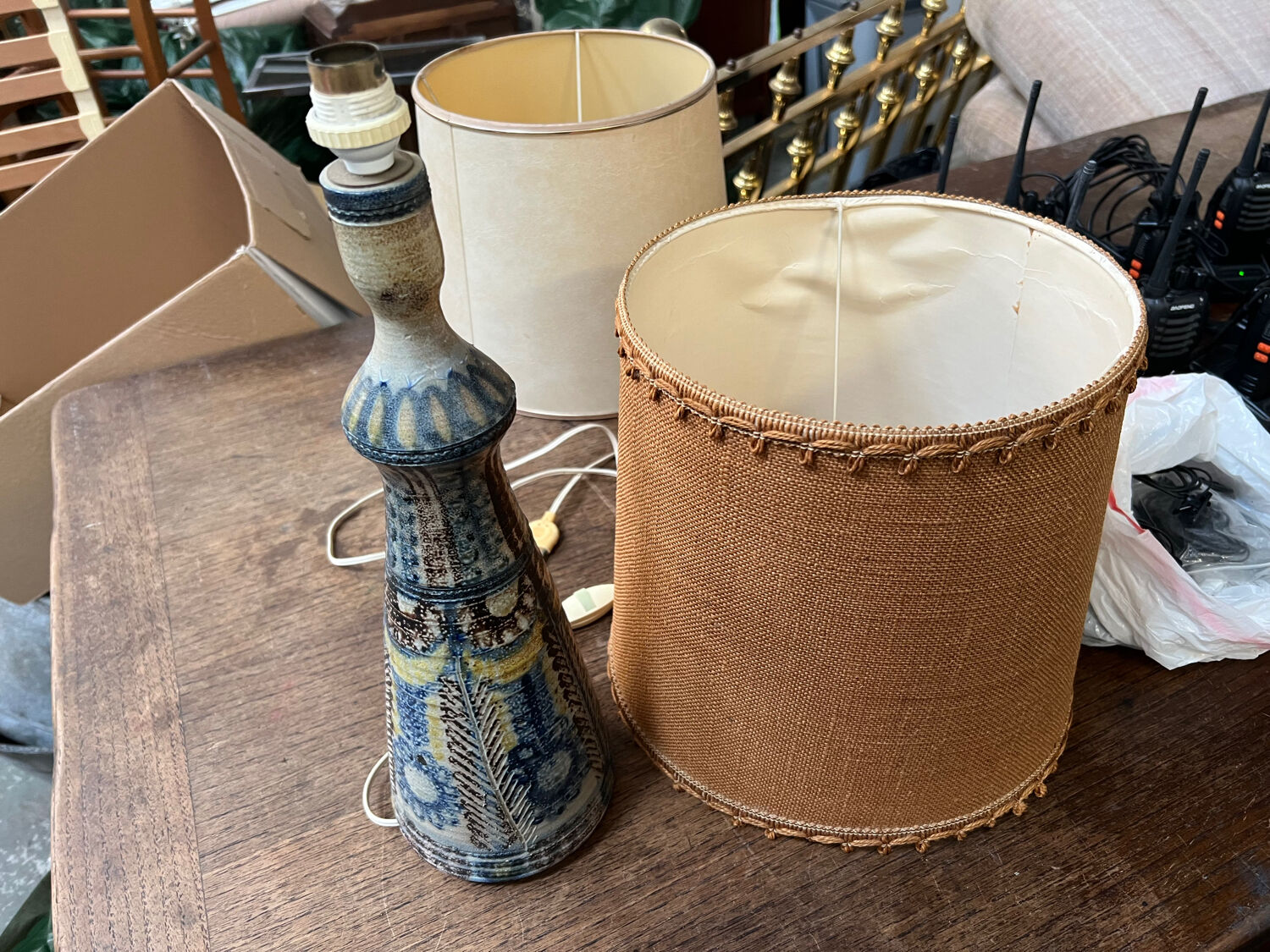 Magnificent vintage lamp signed by Jean-Claude Courjault.