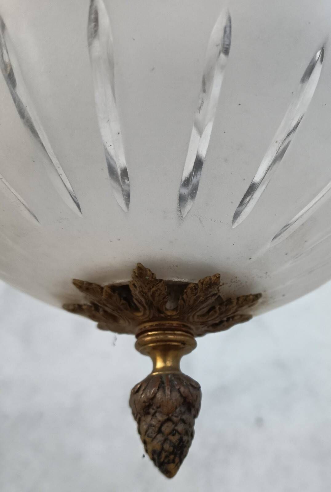 Art Nouveau chandelier in brass and bronze