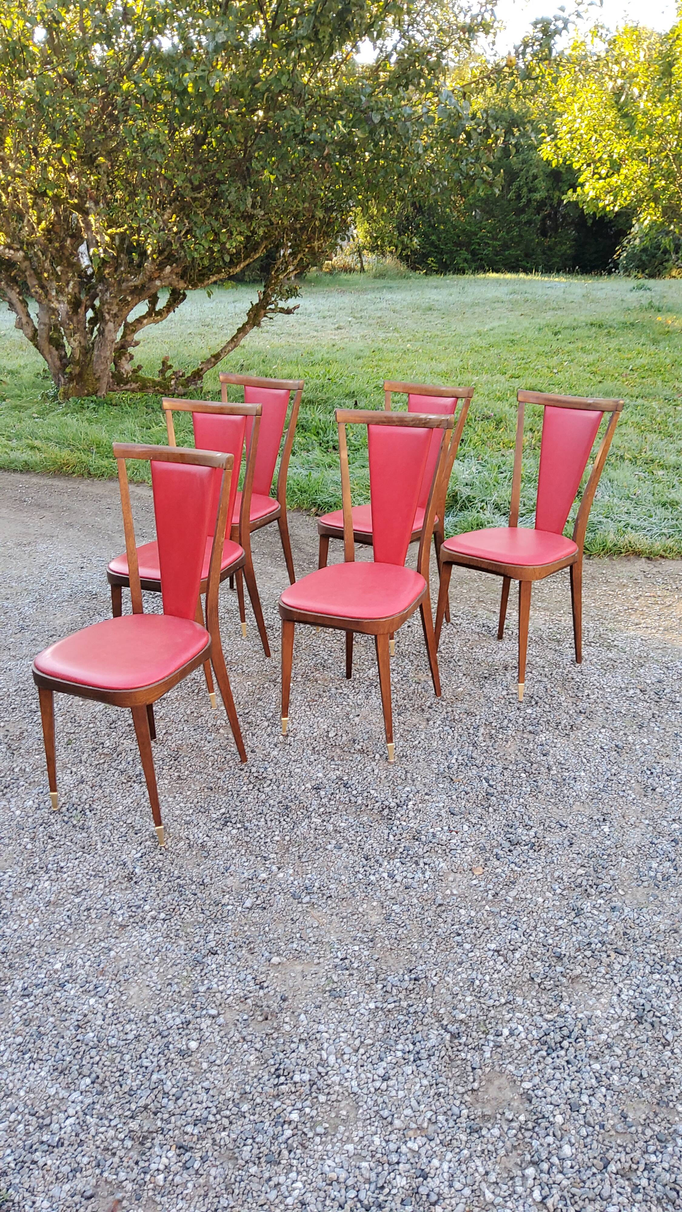 Set of 6 chairs from the 60s in red moleskine