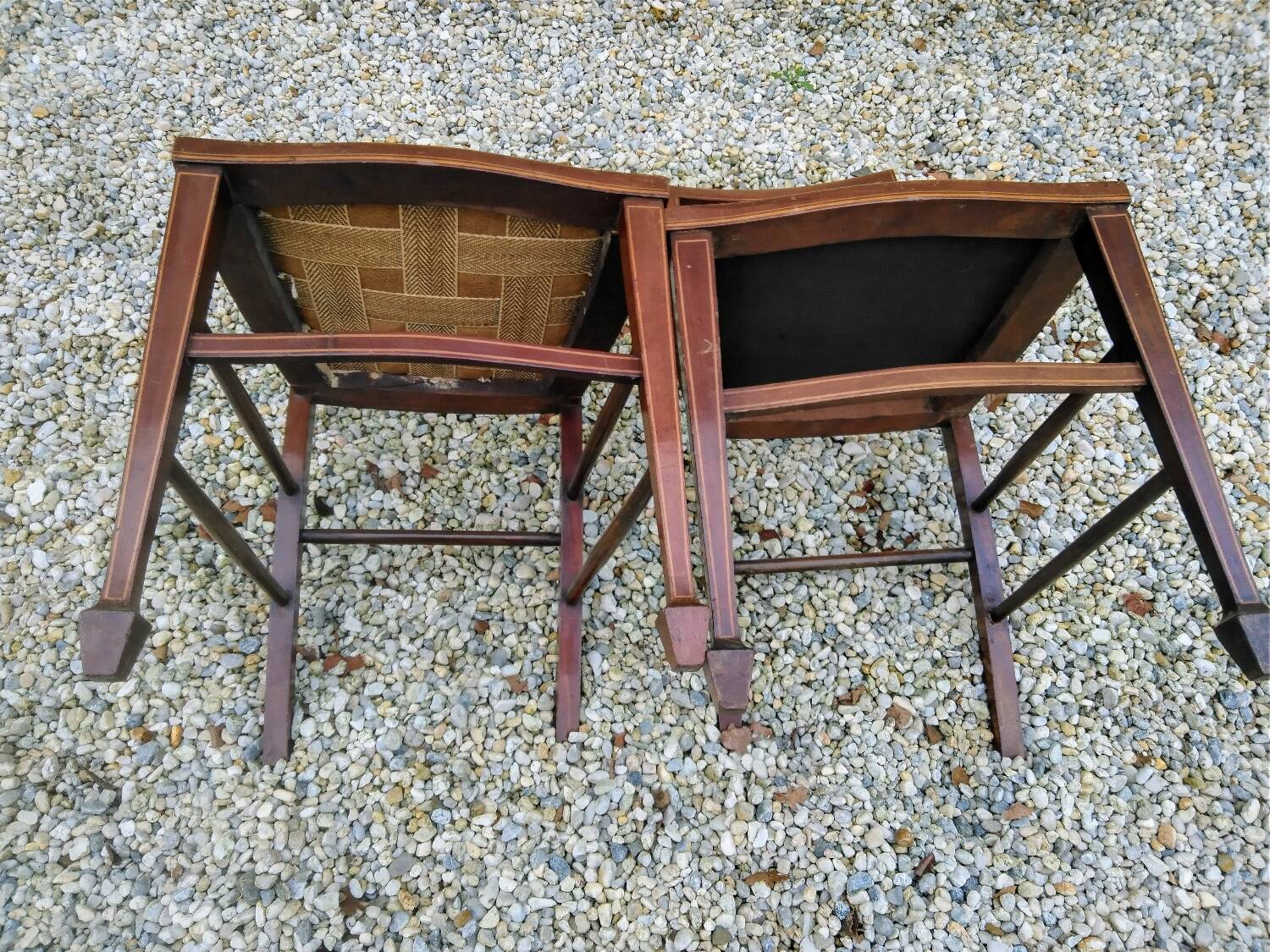 Pair of mahogany chairs 1920