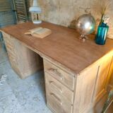 Big desk