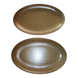 Set of oval stoneware dishes