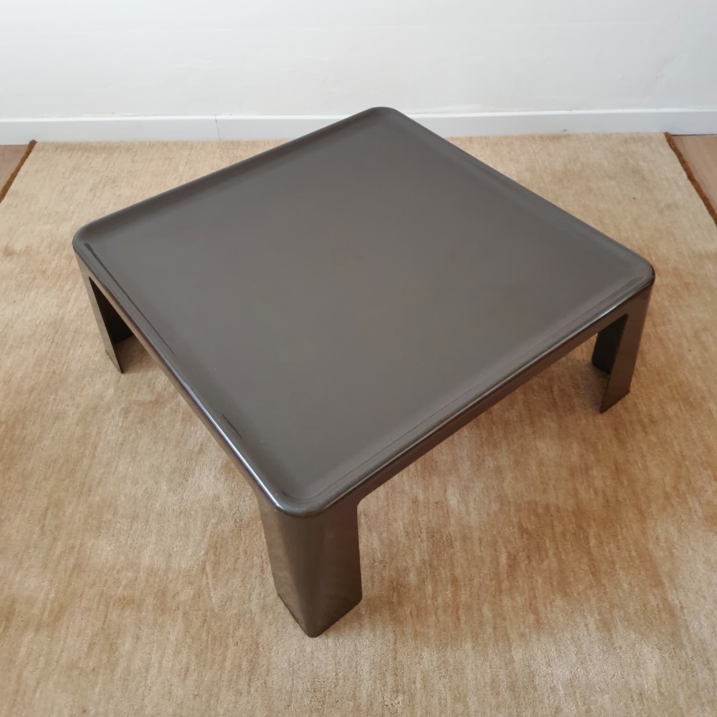 Coffee table Mario Bellini