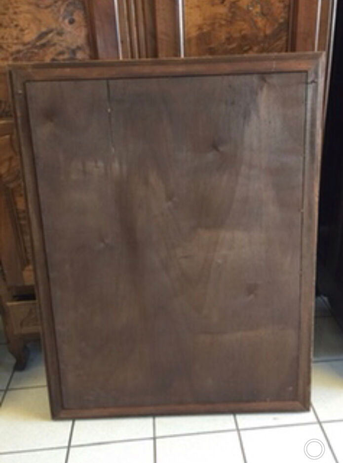 Golden mirror-style executive board