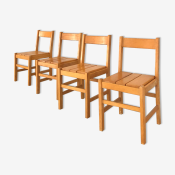 Suite de quatre chaises vintage