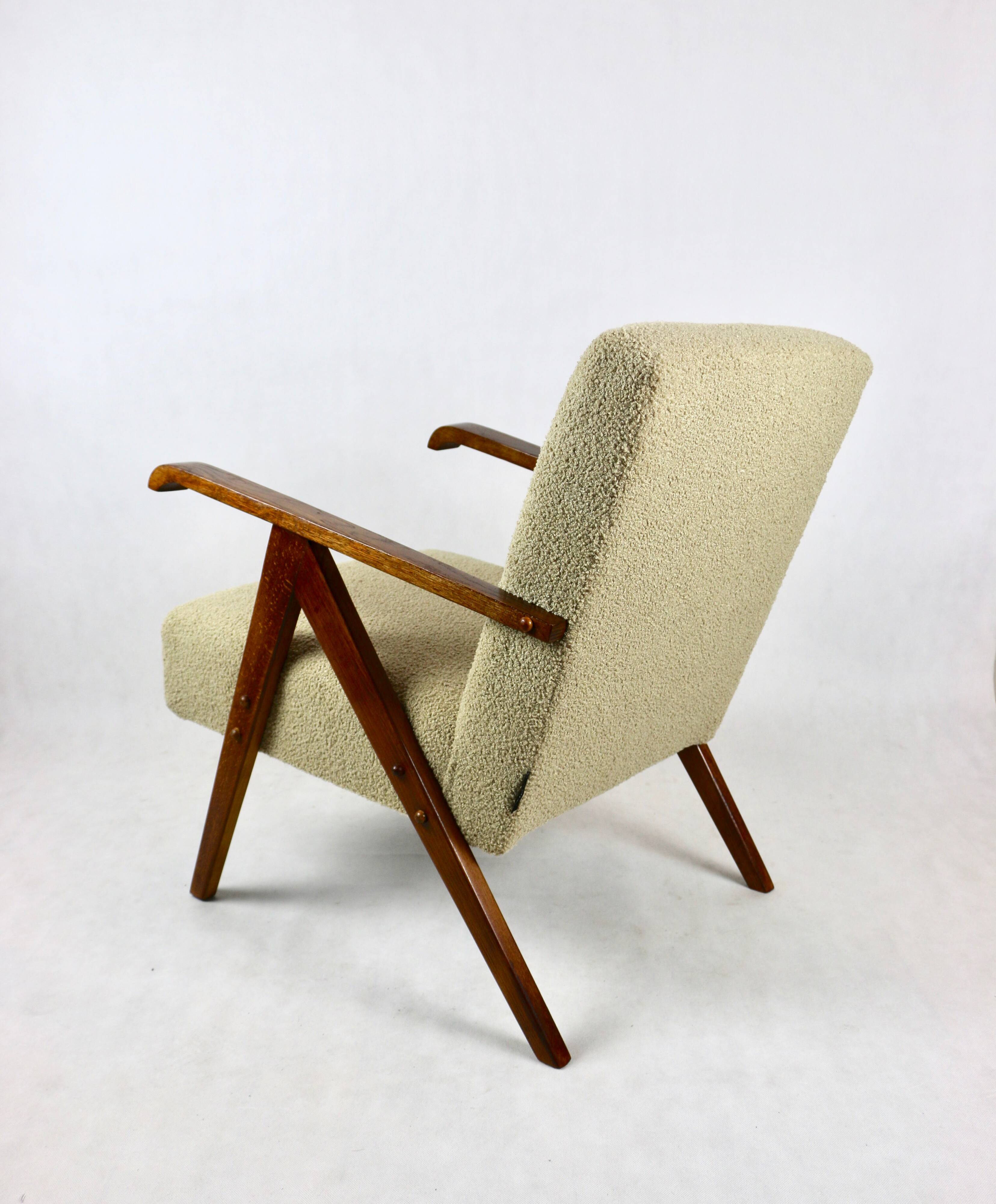 Vintage Beige Boucle Armchair in Style of Var B310, 1970s