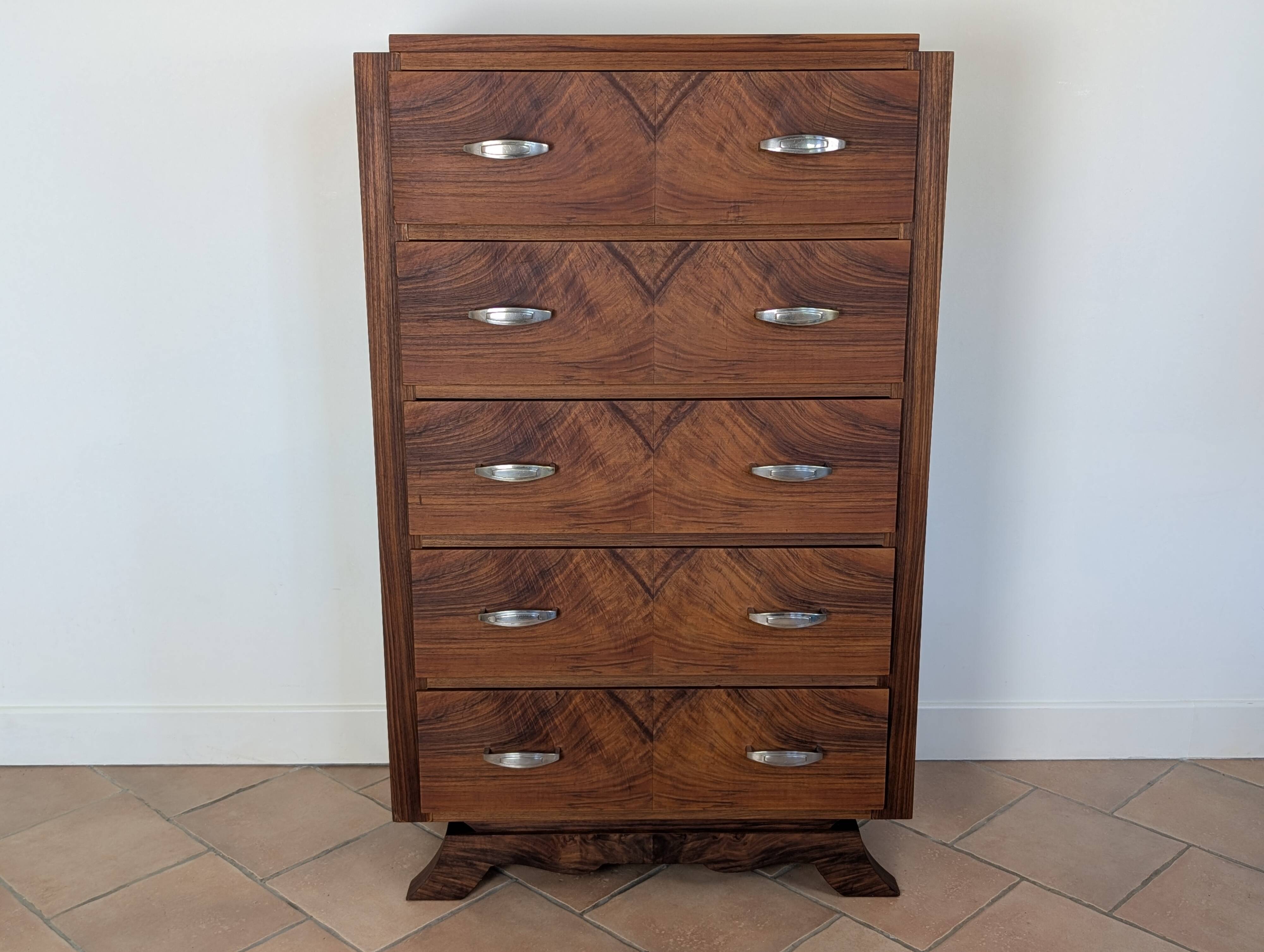 Commode, chiffonnier Art Déco