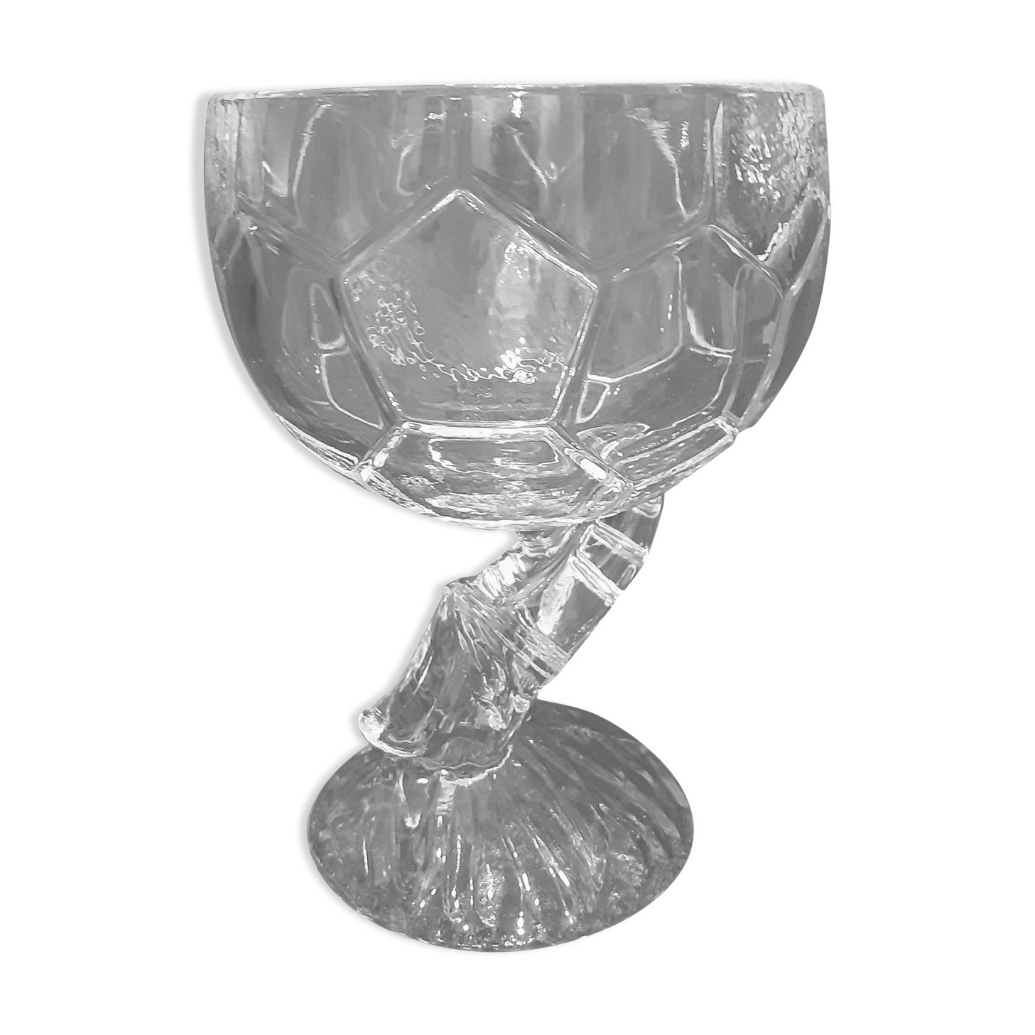 Pot with opaline lid