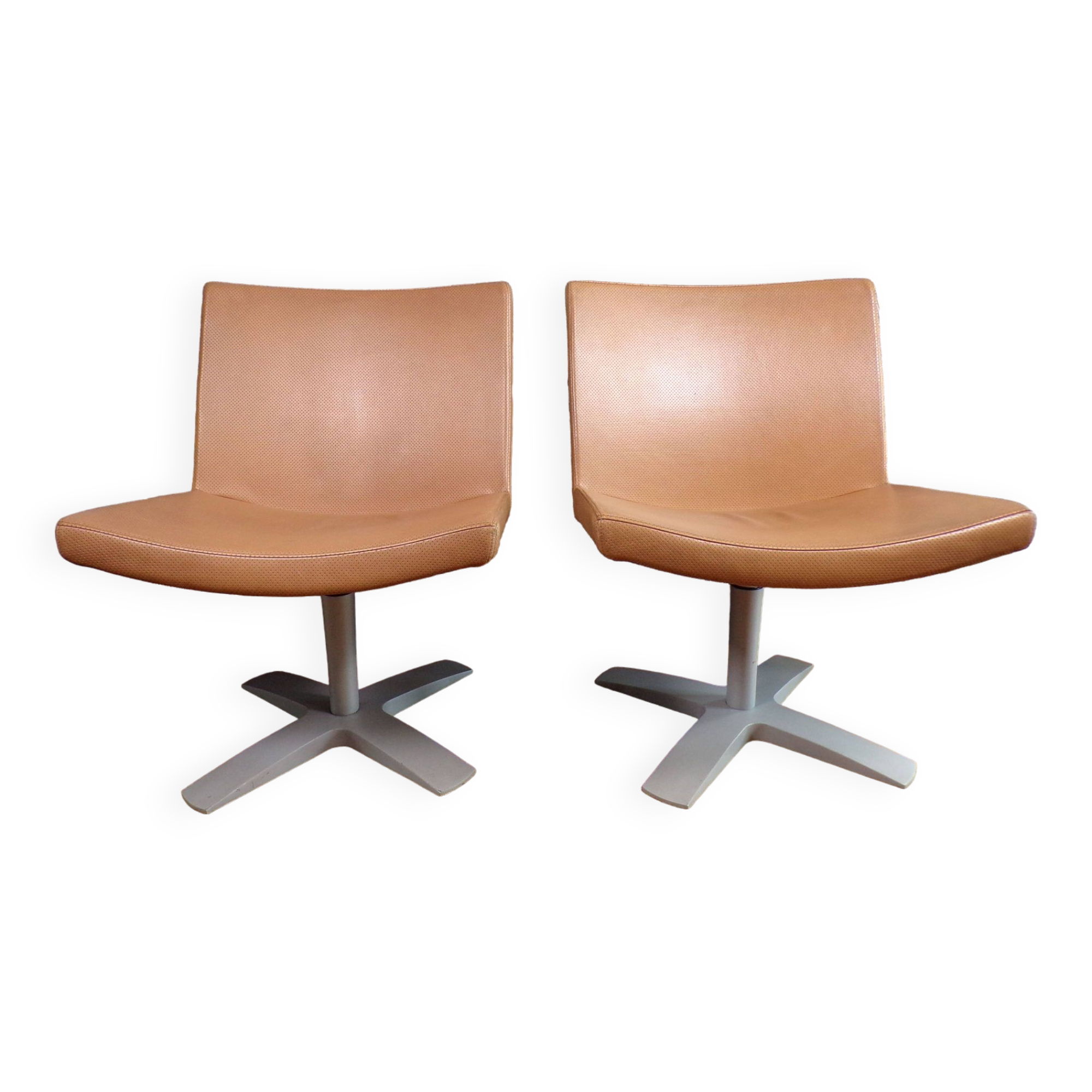 2 fauteuils select largo par harri korhonen pour inno, 2000