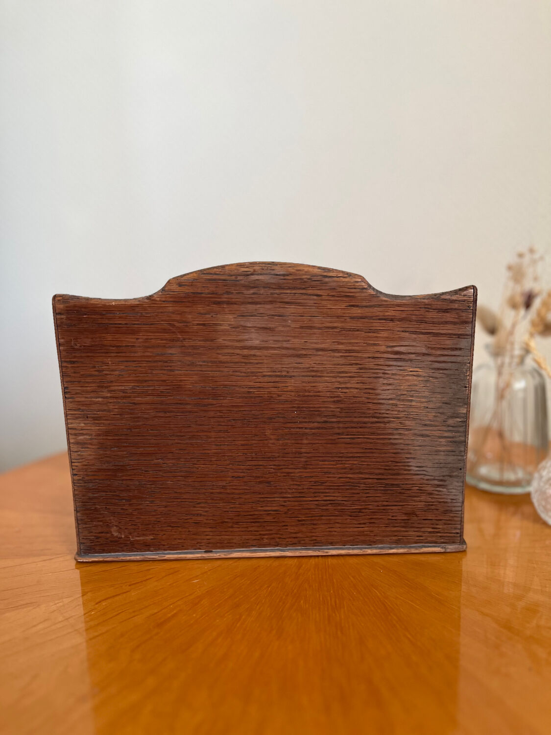 Porte-courrier en bois vintage
