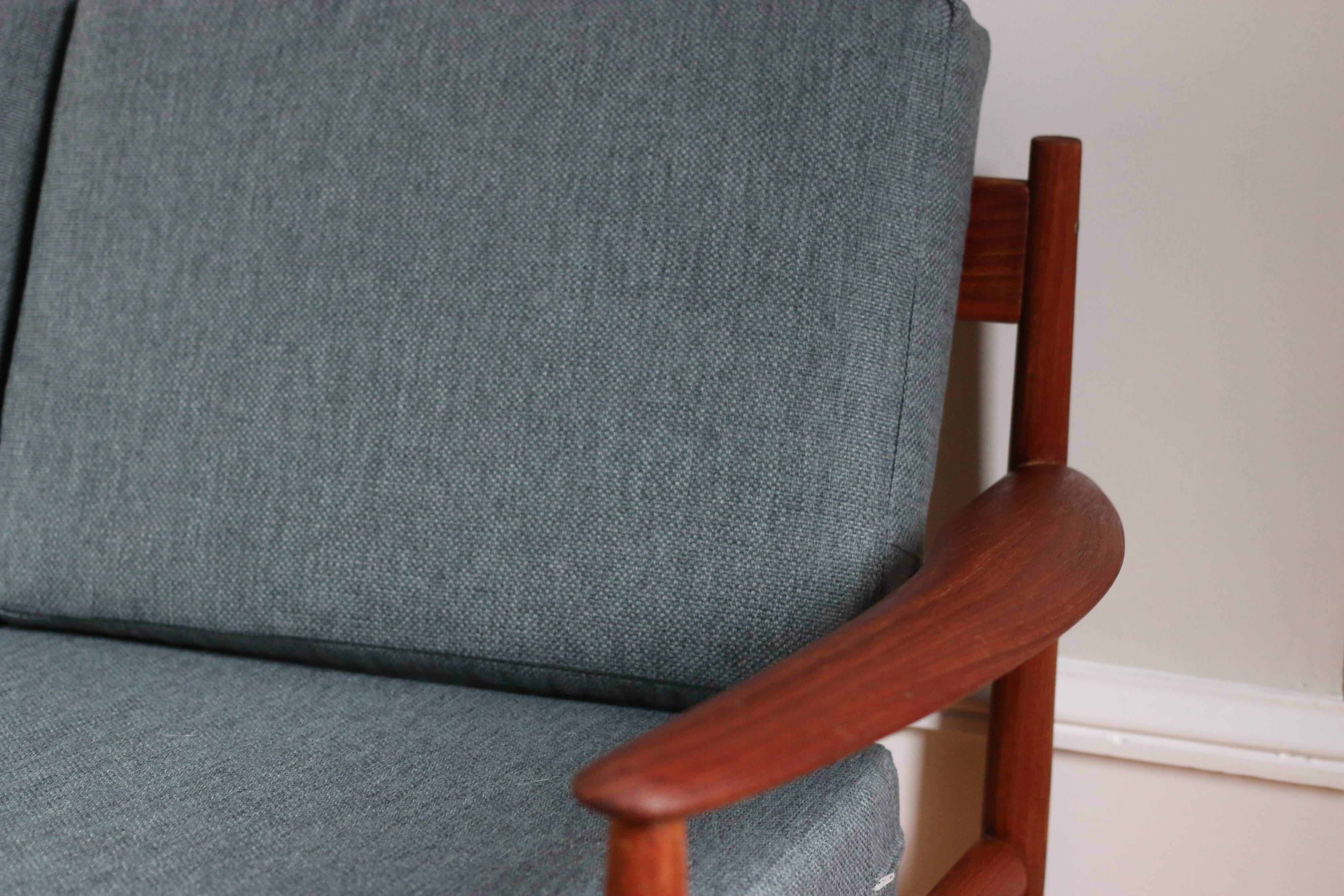 Scandinavian teak bench by Grete Jalk