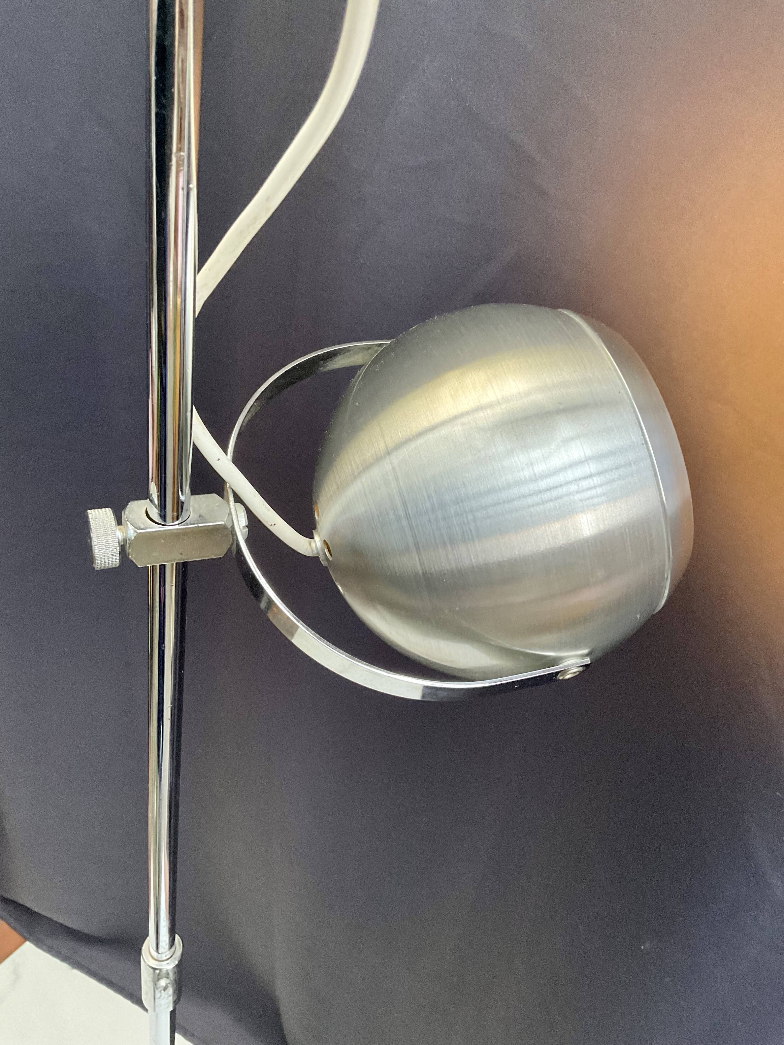 Space age style eye ball floor lamp 70' design Aluminor