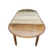 Kitchen/dining table with extensions